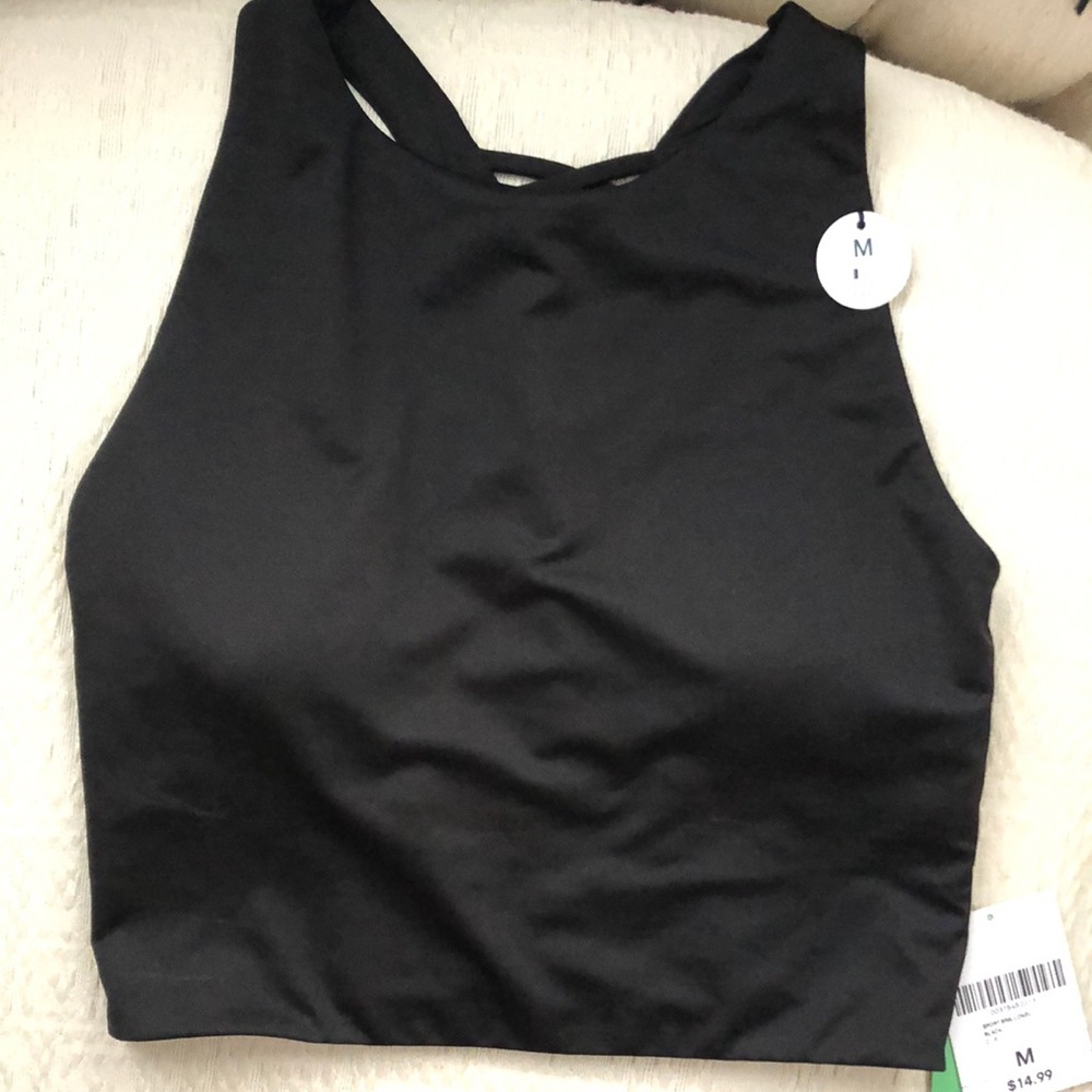 Black sports bra